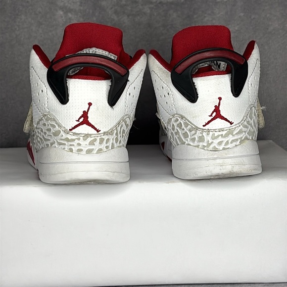 🔥🔥🔥 Air Jordan Son of Mars Fire Red Size: 10C🔥🔥🔥 - Picture 4 of 9